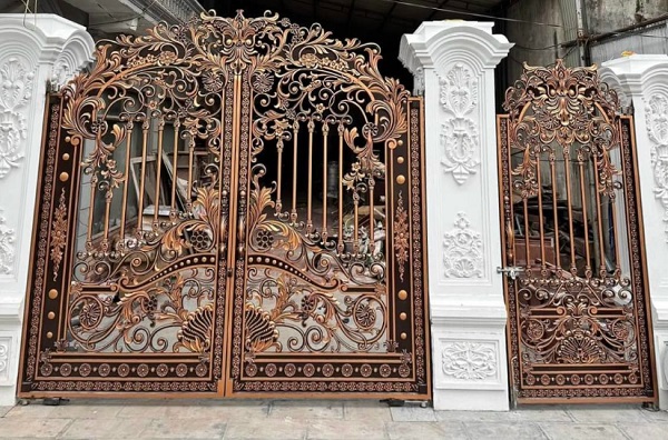 ảnh cổng nhôm đúc đẹp.jpg