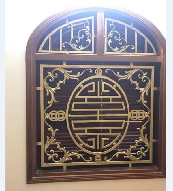 Mẫu khung nhôm đúc bảo vệ cửa sổ.jpg