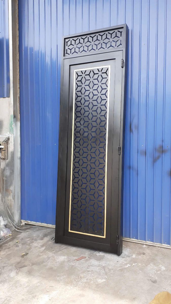 Mẫu cửa sắt một cánh đẹp
