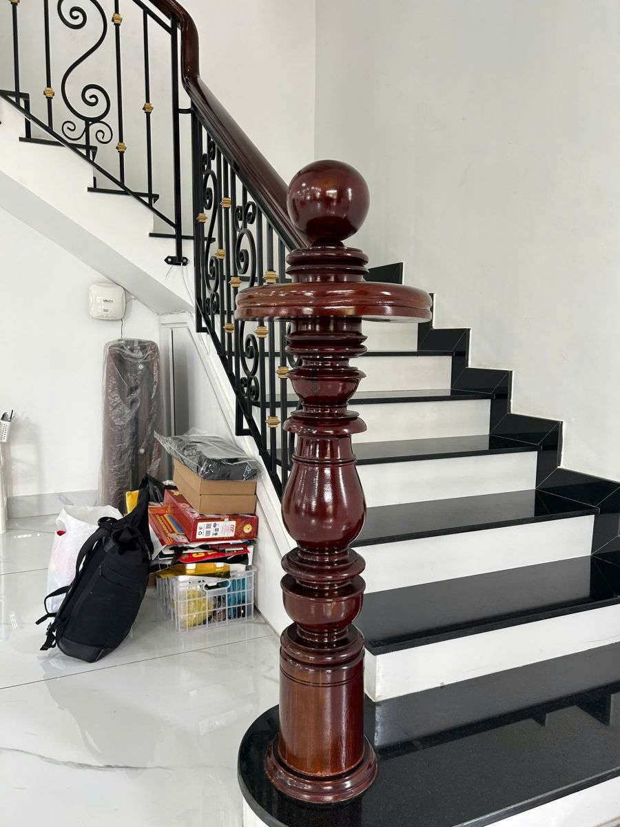 Mẫu trụ đề ba lục bình đẹp.jpg