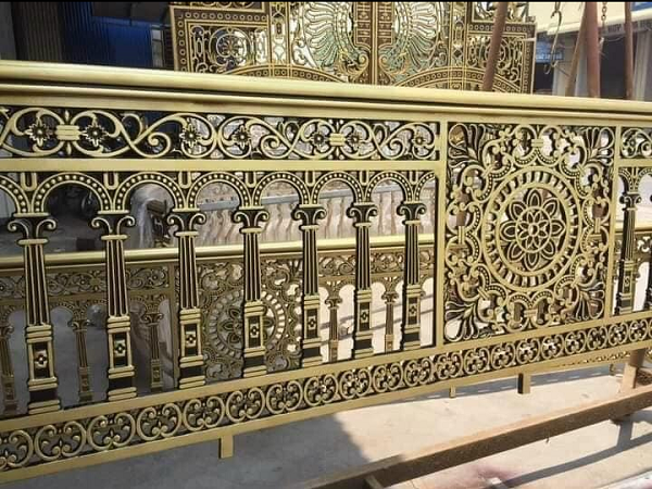 lan can ban công nhôm đẹp sài gòn tphcm.png